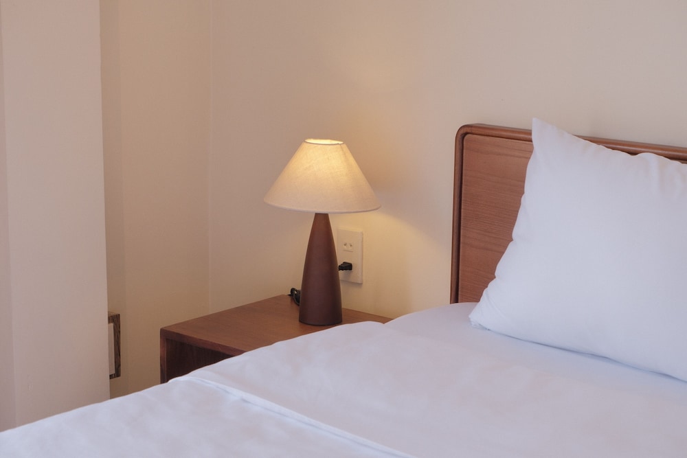 Basic Double Room, Balcony, Garden View photo 3