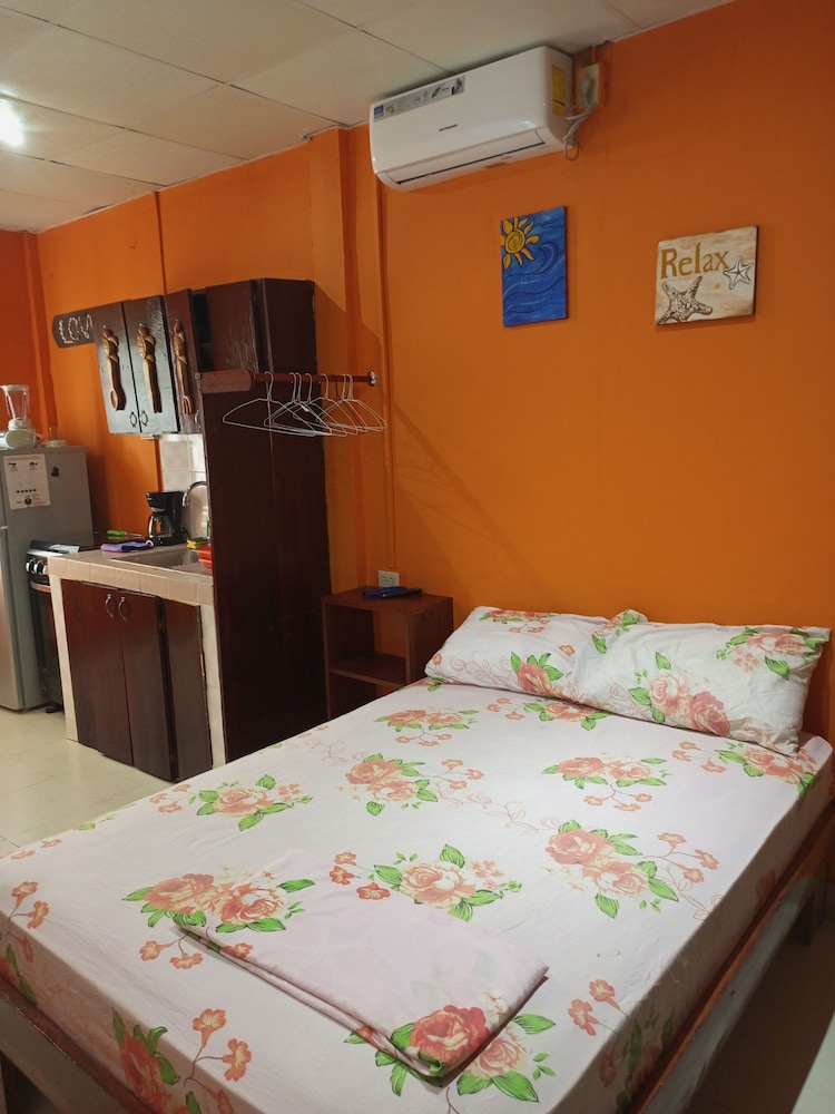 Basic Apartment, Multiple Beds photo 1