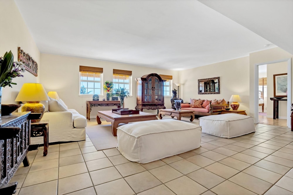 NEW Amazing Large 3BR Direct Oceanfront Penthouse On Ocean Drive, Photo 6