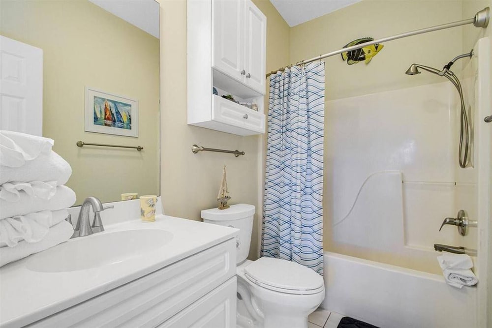 Appartamento Accogliente con Due Camere da Letto al Riverwalk At Arrowhead, Foto 19