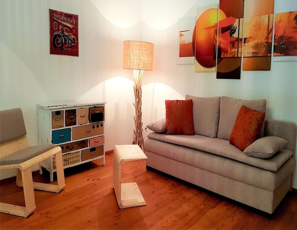 Apartment photo 3