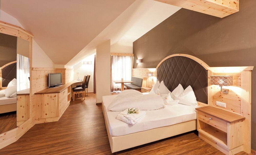 Superior Double Room, Balcony photo 1