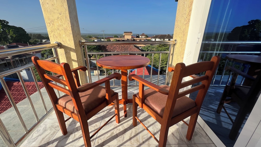 Deluxe Double Room, Balcony, Sea View photo 2