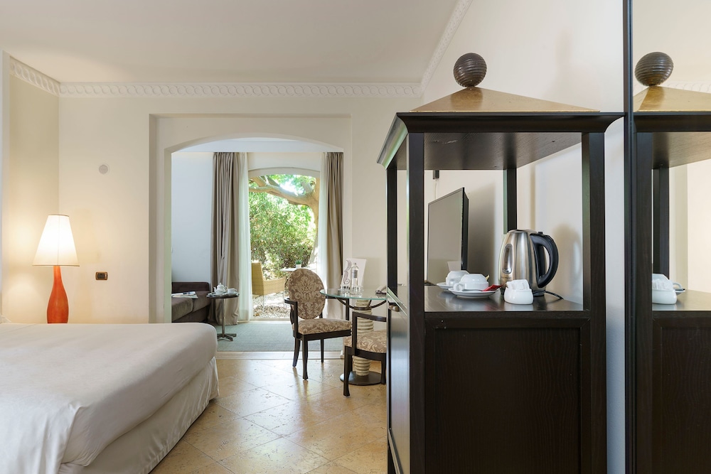 Classic Triple Room - Photo 1