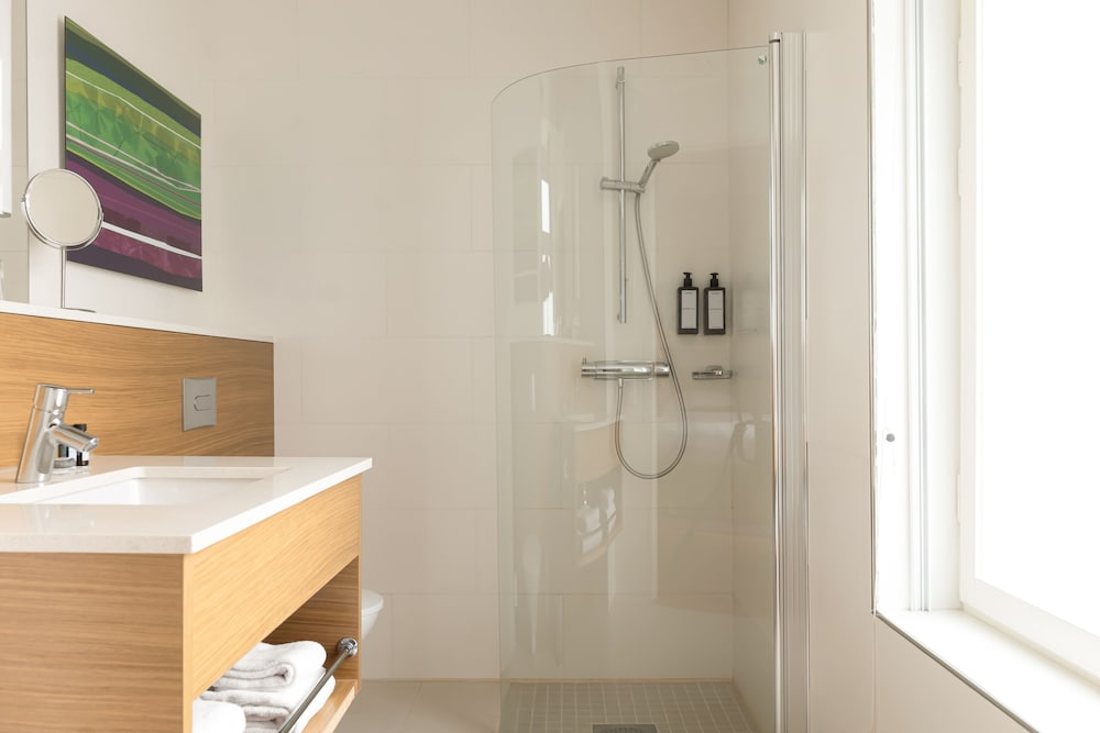 Superior Room thumbnail 6