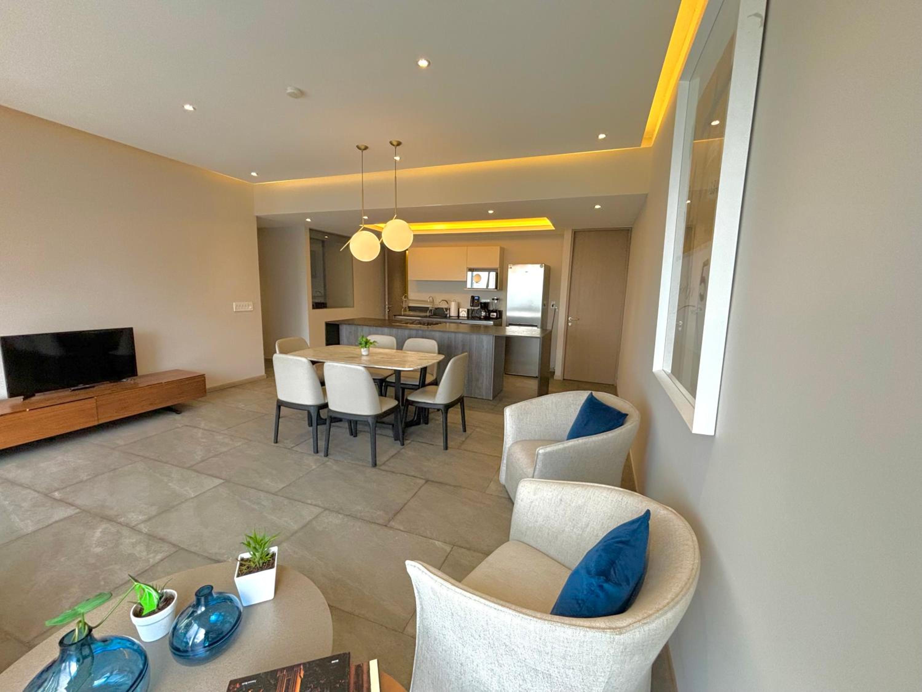 Three-Bedroom Apartment - Photo 8