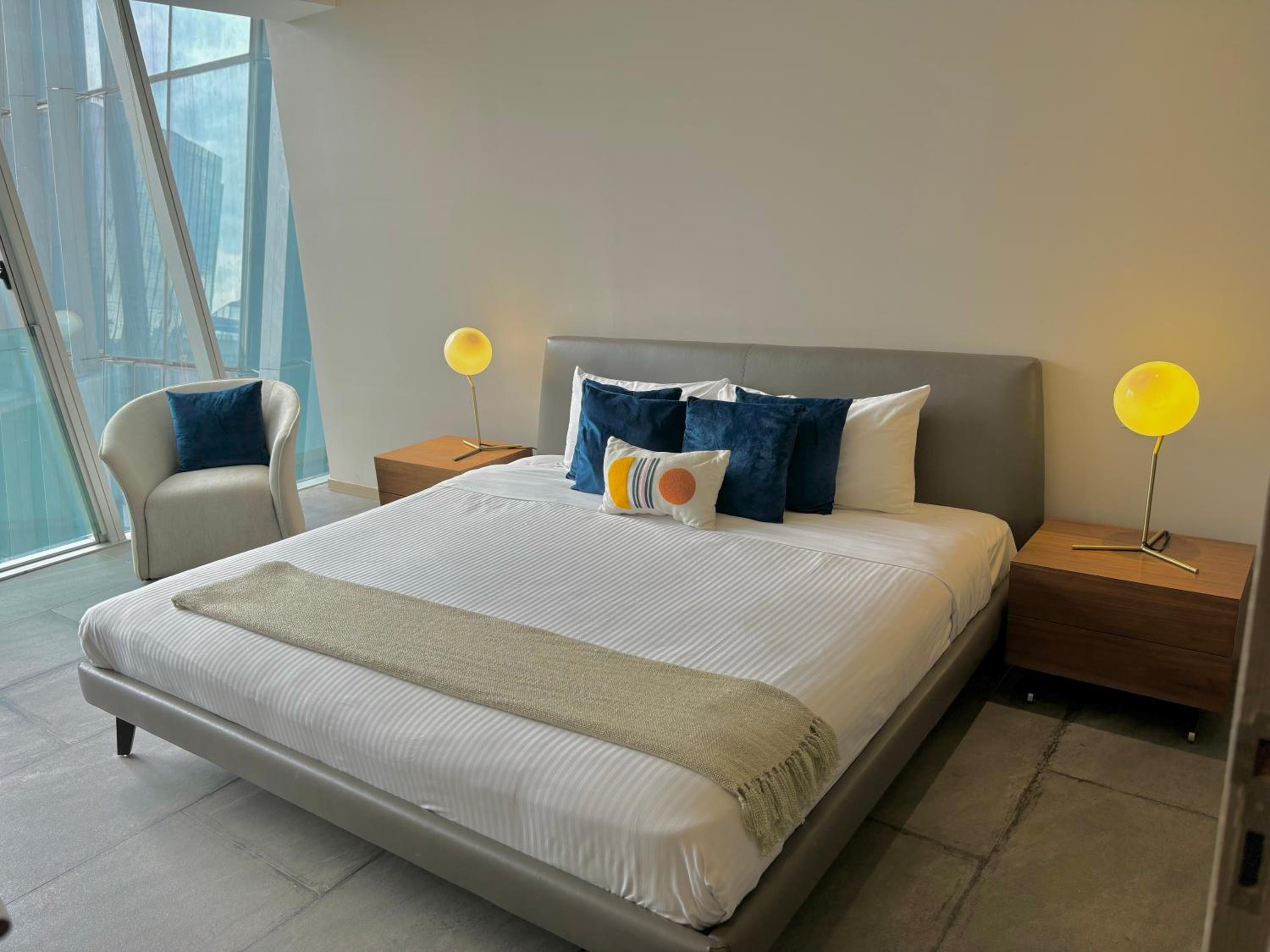 Three-Bedroom Apartment - Photo 19