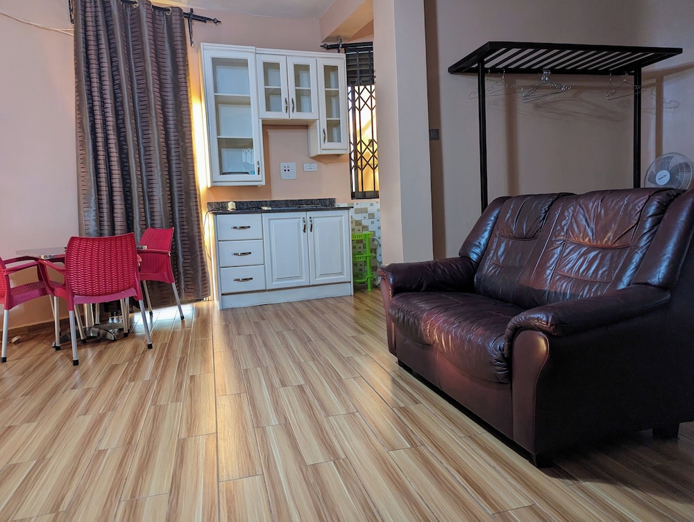 Superior Studio Suite photo 2