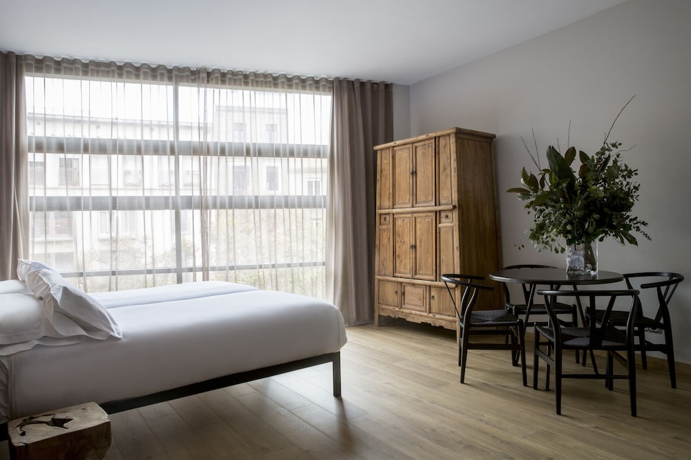 Executive Apartment