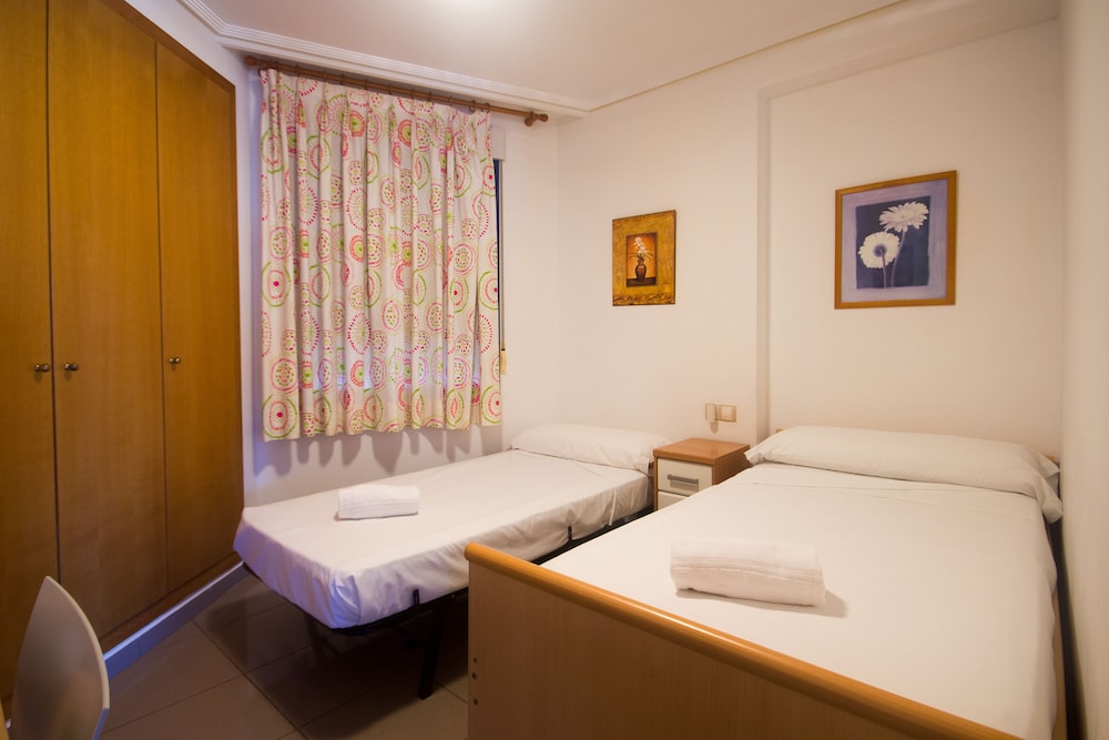 Apartamento Económico de Dos Habitaciones (sin sábanas)