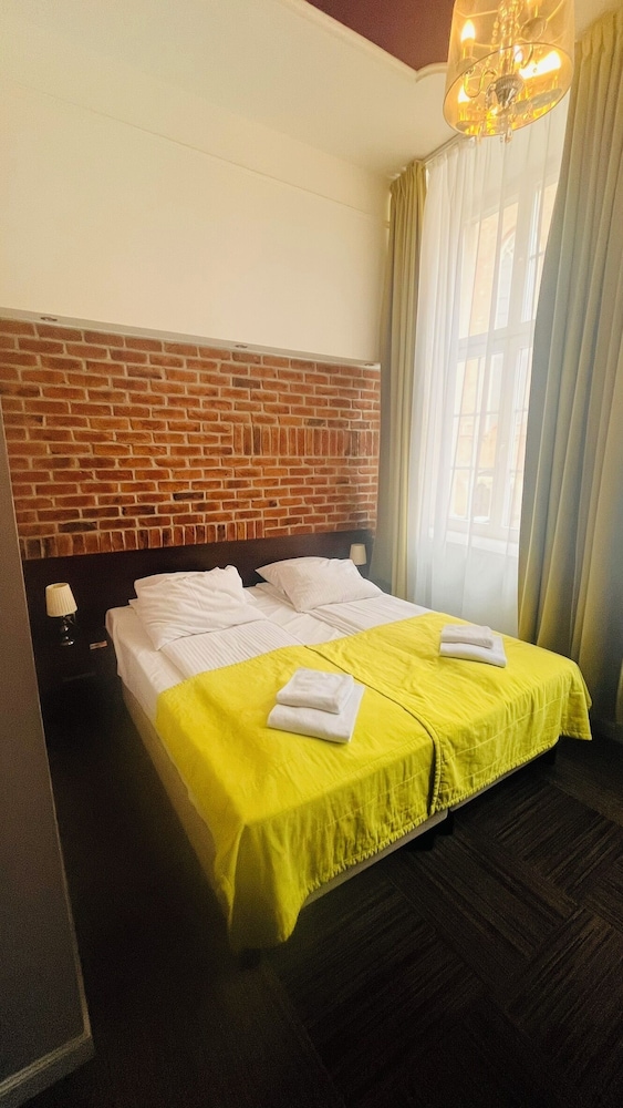 Standard Double Room - Photo 3