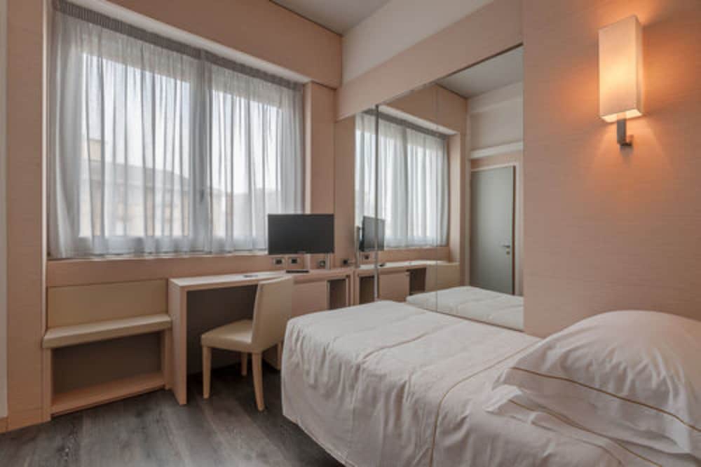 Classic Room, 2 Twin Beds
