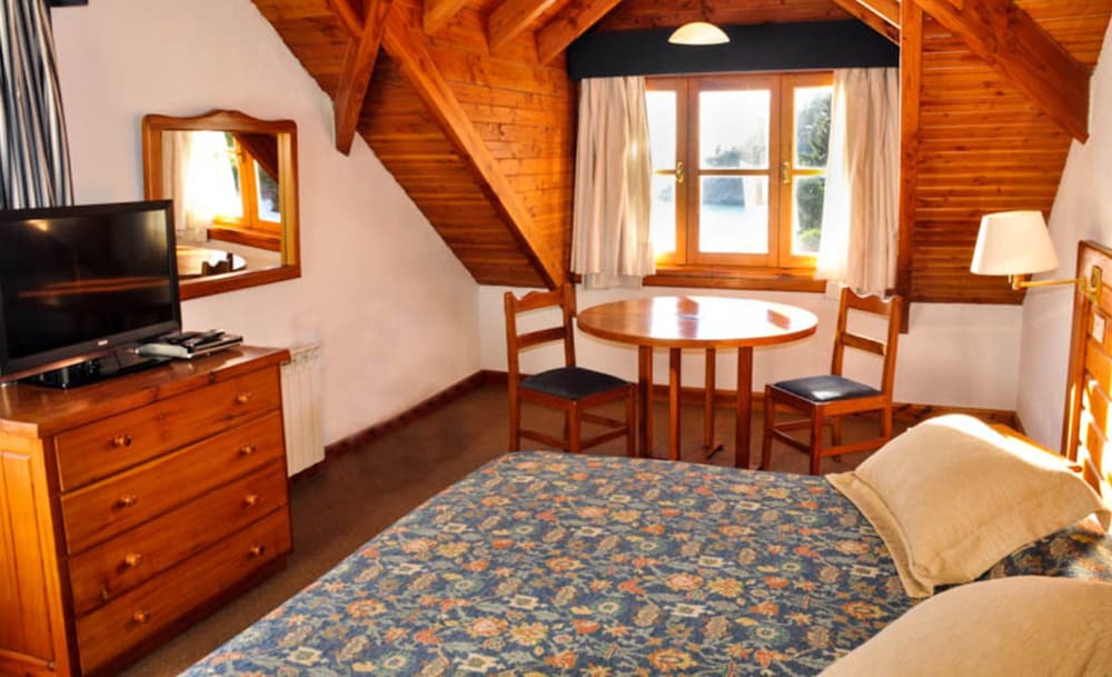 Standard Studio, Lake View thumbnail 6