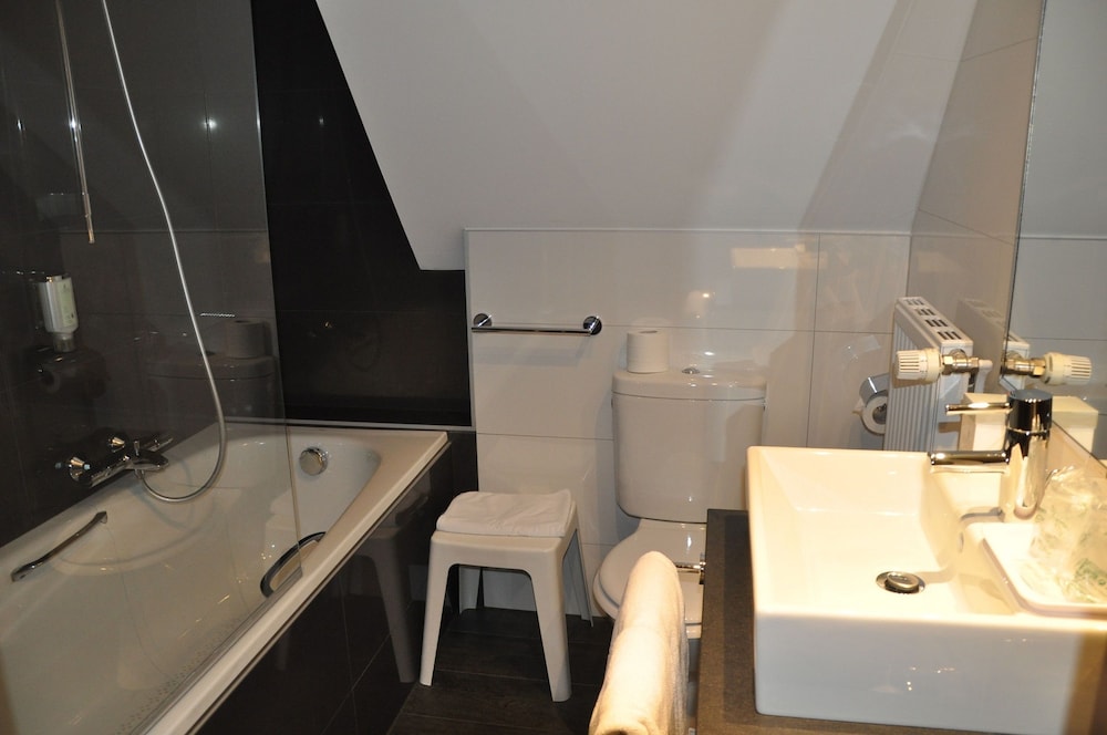 Standard Room photo 3