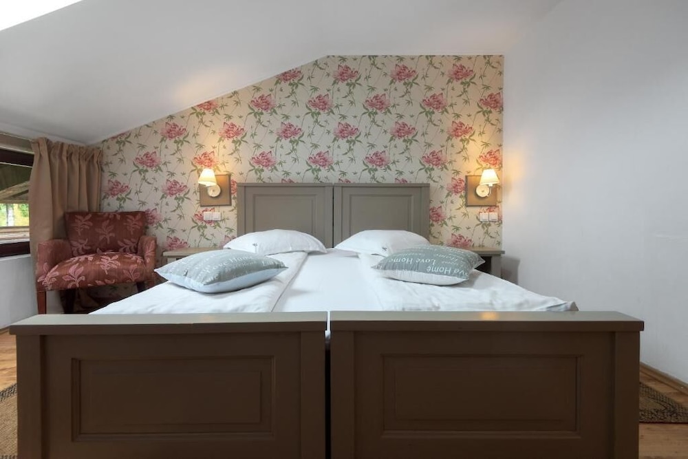 Basic Double or Twin Room