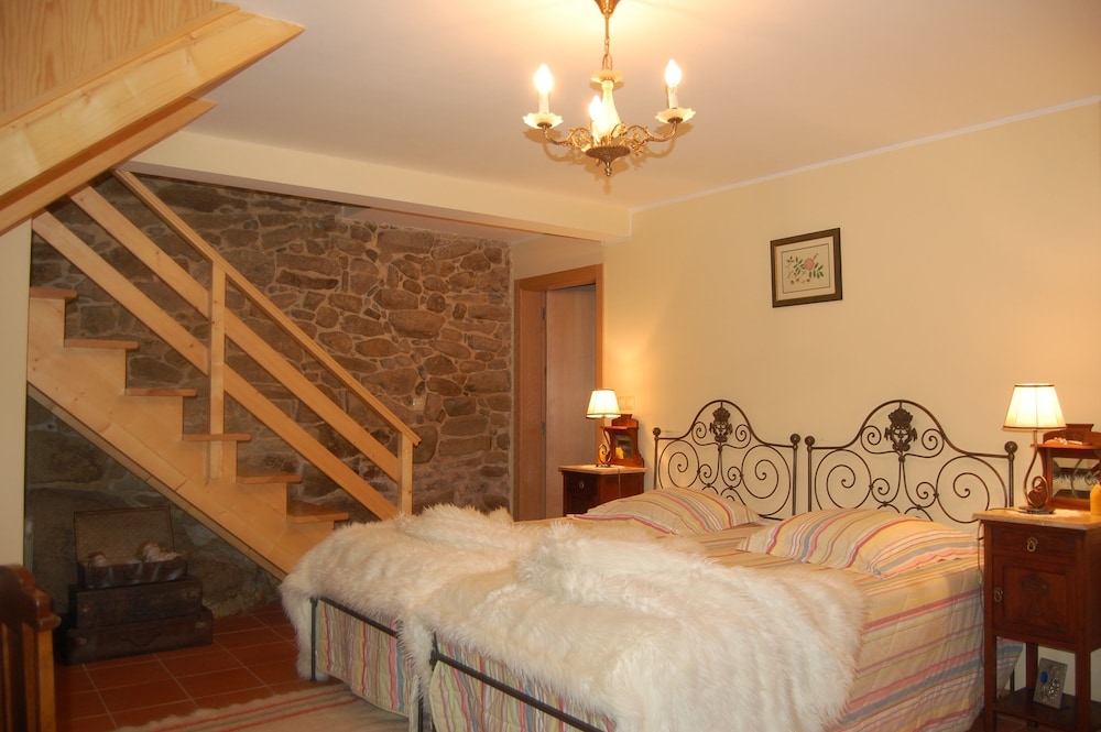 Signature Cottage, 2 Bedrooms photo 2