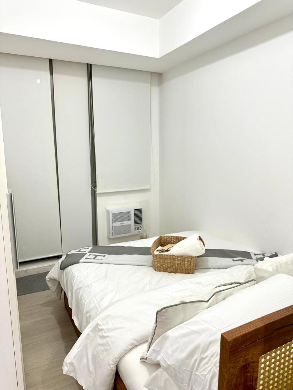 Suite with Pool View photo 2