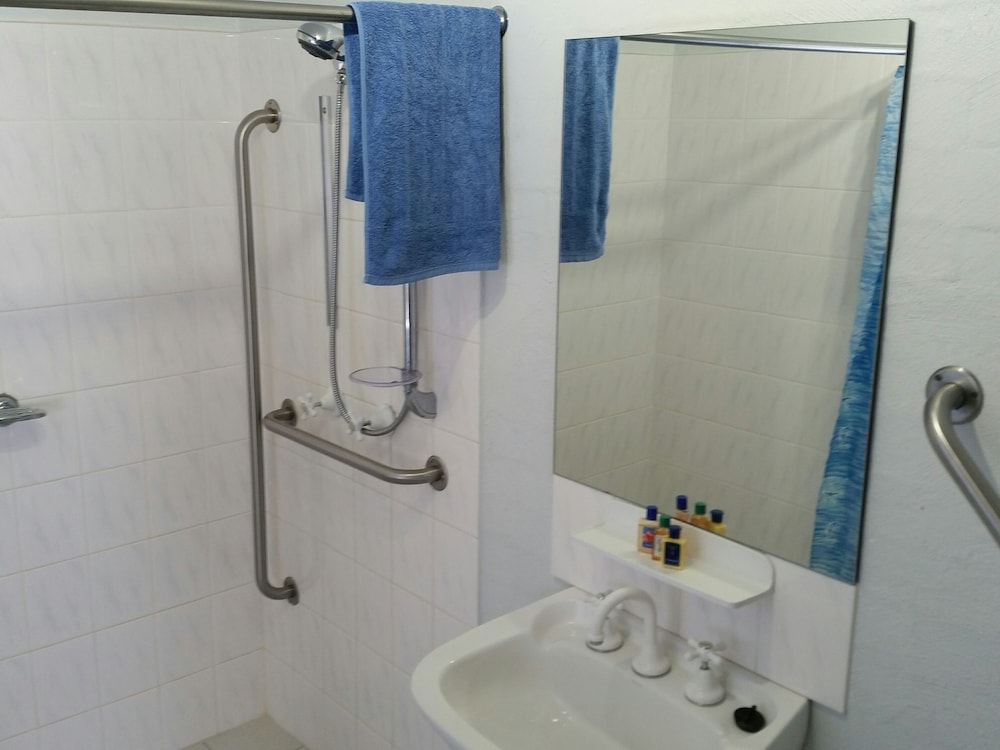 Double Room, Ensuite Accessible photo 2
