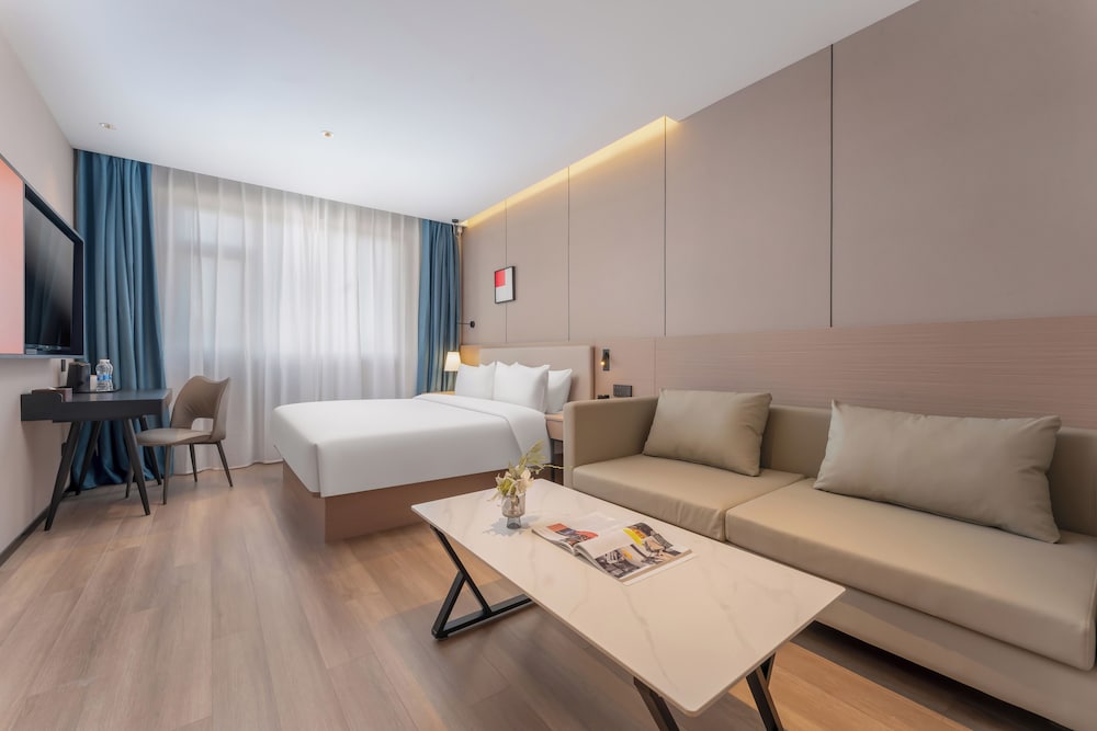 Comfort Double Room, City View