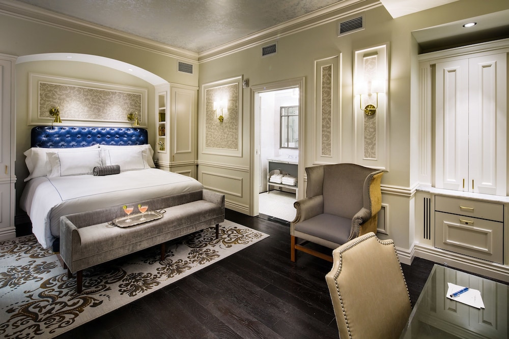 Premier Room, 1 King Bed