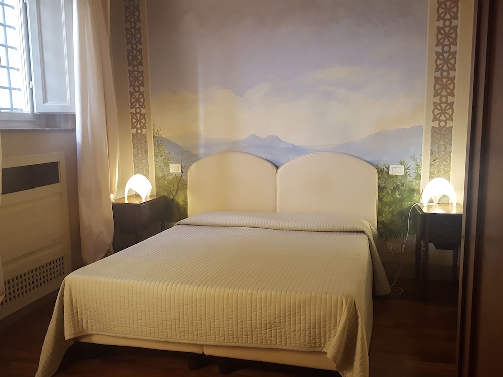 Superior Double Room, Jetted Tub photo 2
