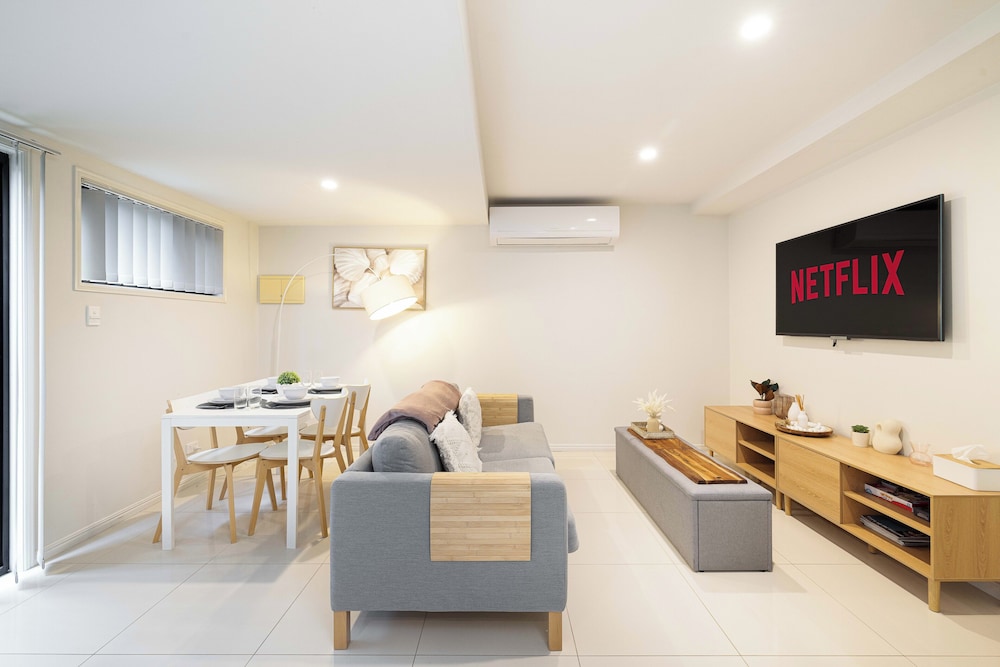Superior Apartment, 1 Queen Bed, Non Smoking, Kitchen