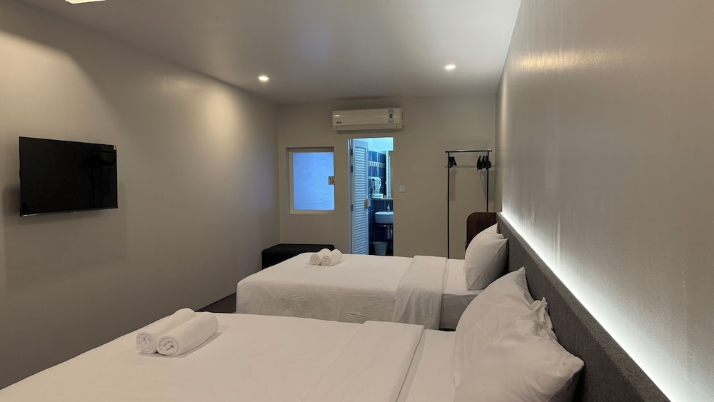 Quadruple Room photo 2