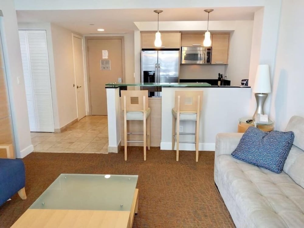 Condo, 1 Bedroom (1510) photo 3