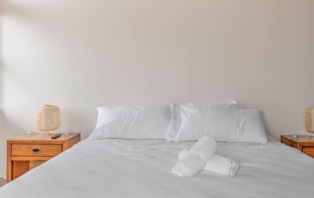 Standard Studio, 1 Queen Bed photo 1