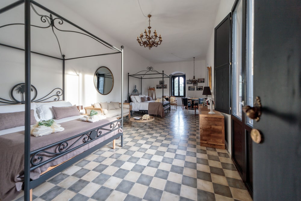 Presidential Suite photo 1
