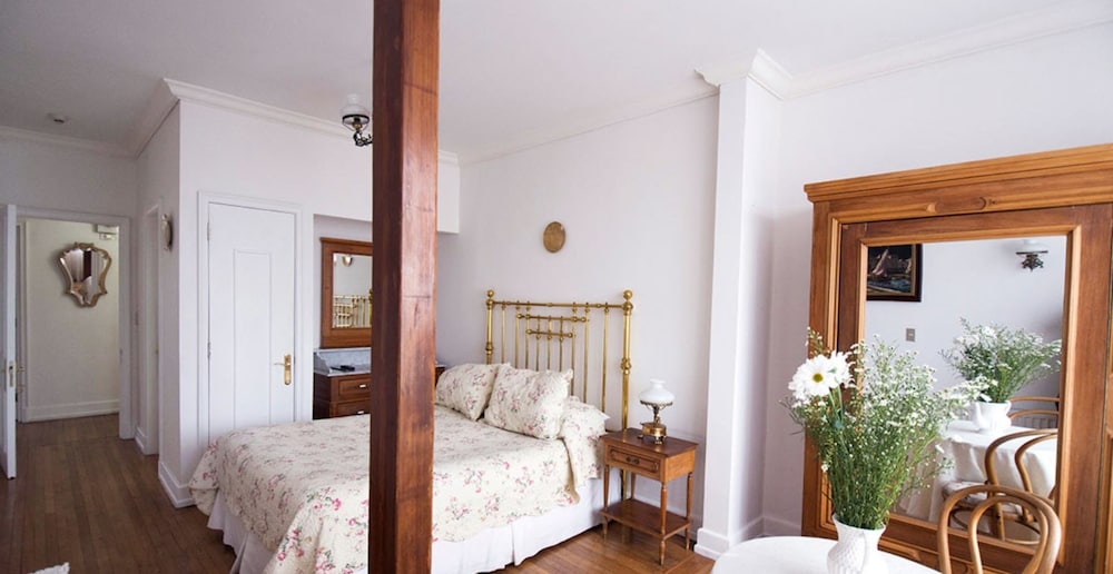 Standard Double Room photo 3