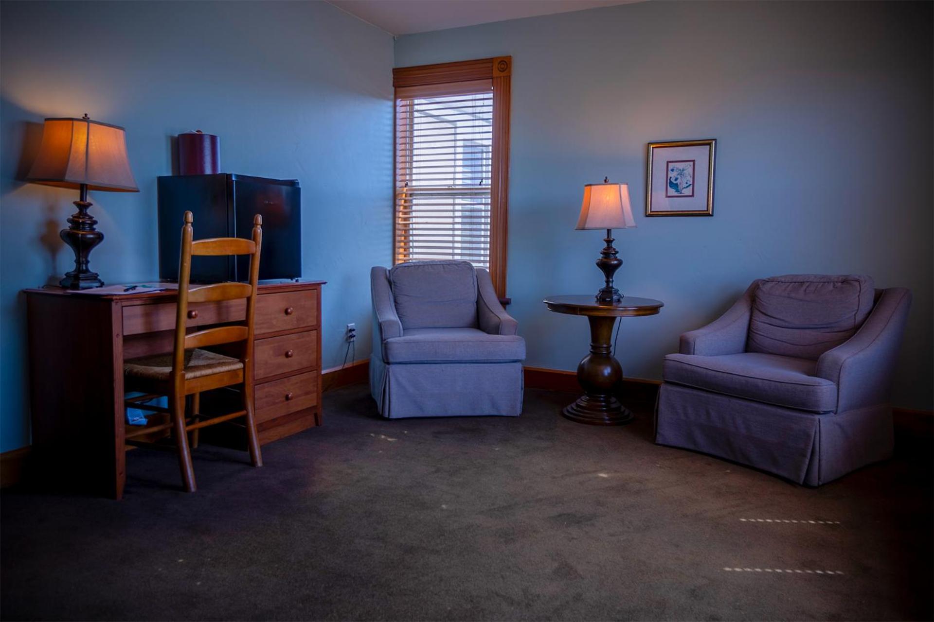 Suite - Photo 2