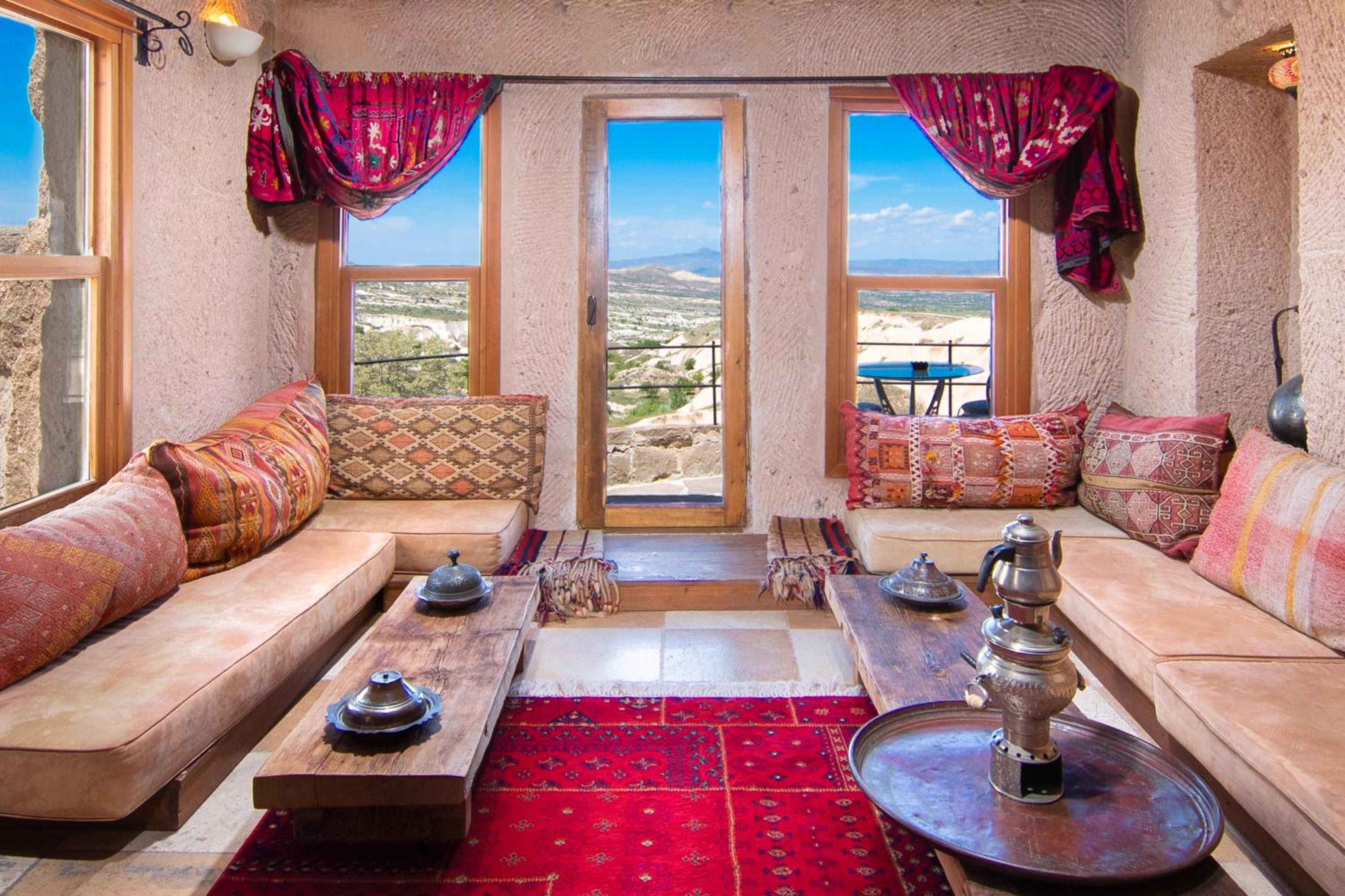 Imperial Cave Suite with Jaccuzi, Sauna, Balcony and Balloon View - Photo 4