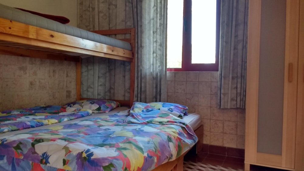 House, 2 Bedrooms, Balcony photo 1