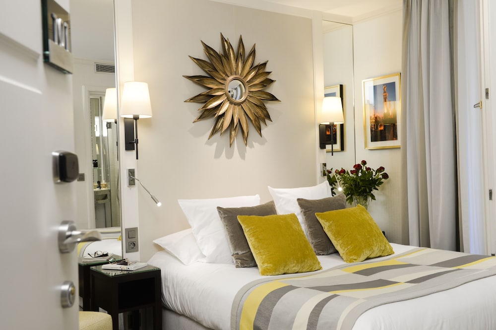 Classic Room, 1 Double Bed, Non Smoking (Small Room) thumbnail 6