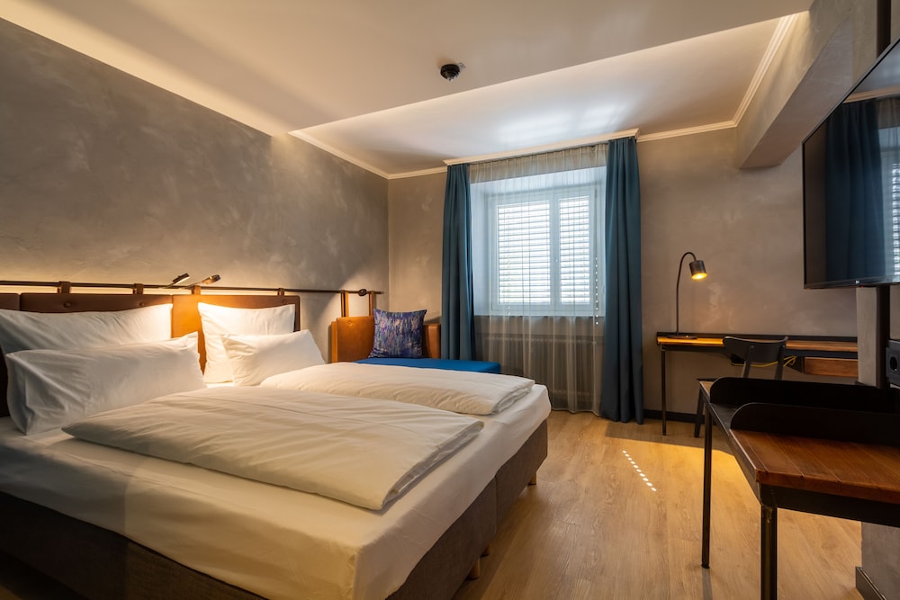 Deluxe Double Room - Photo 2