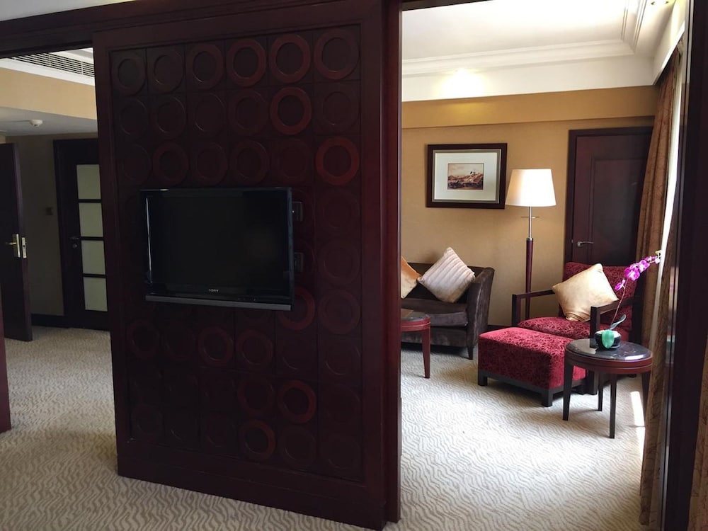 Executive Room, 1 King Bed photo 3