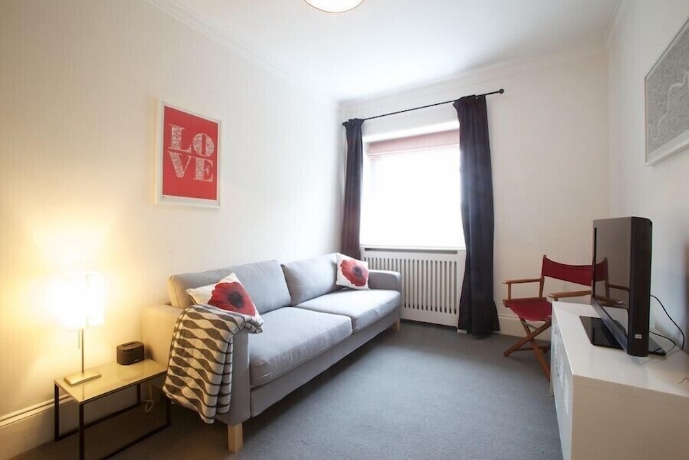 Luxury Suite, 3 Bedrooms, Park View photo 2