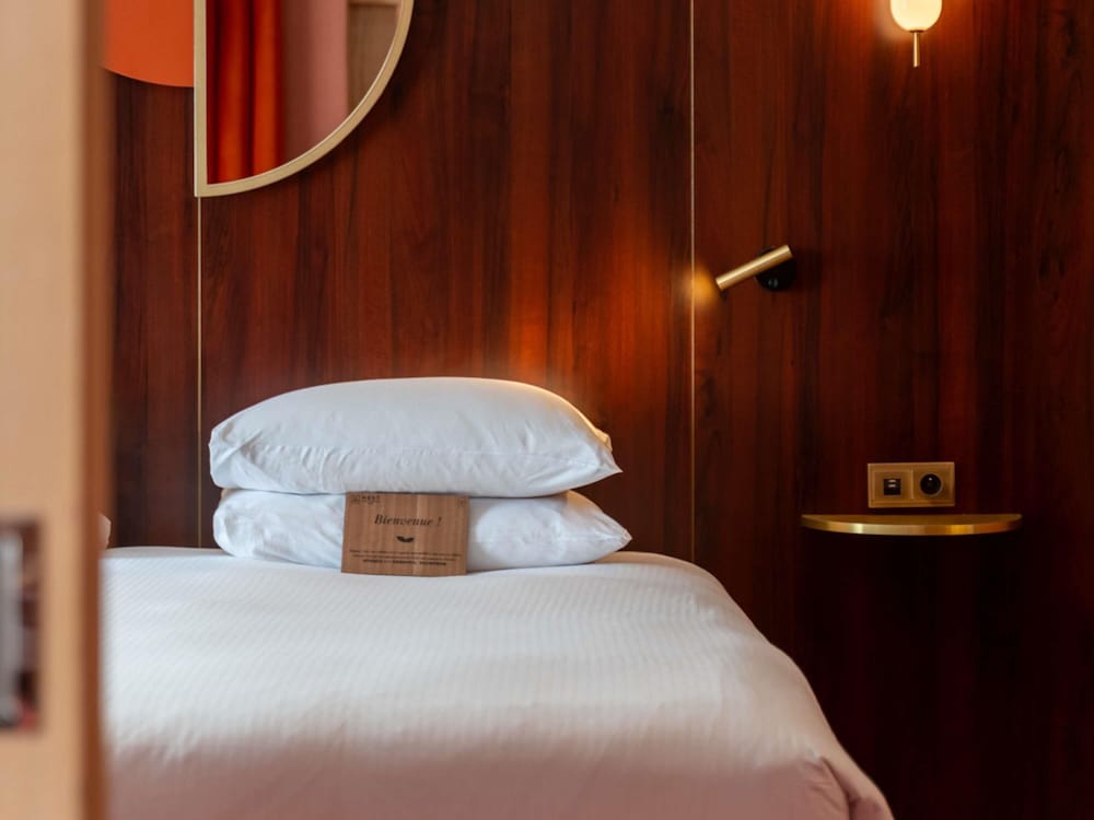 Suite, 1 King Bed (L'envol) photo 3