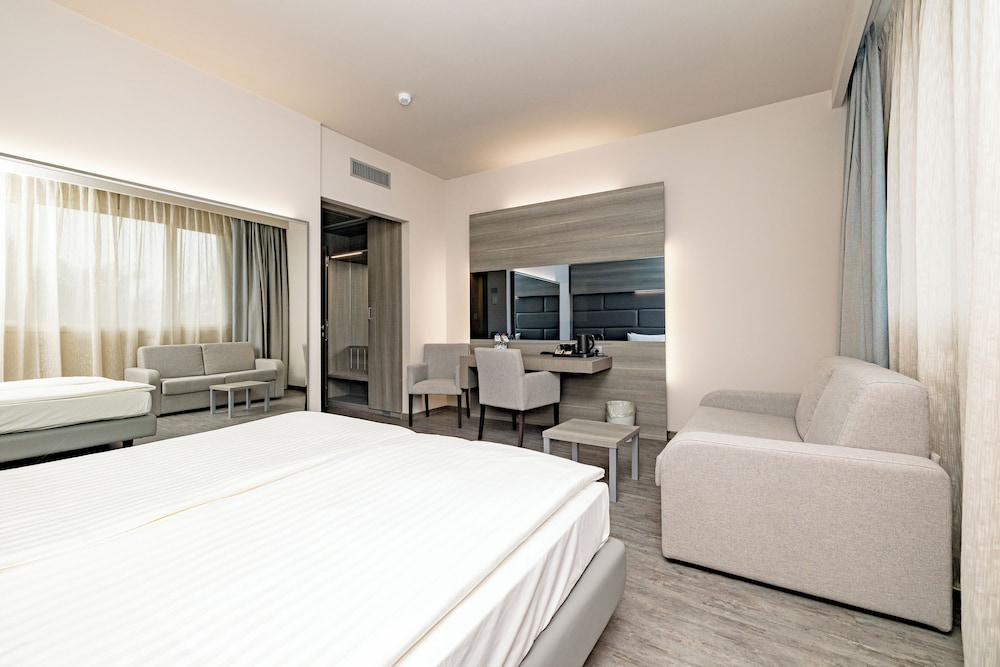 Comfort Room, 1 Double Bed with Sofa bed