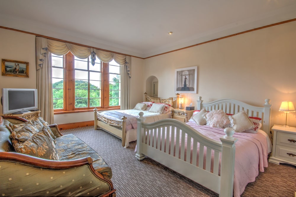 Family Quadruple Room, 2 Double Beds, Garden View photo 1