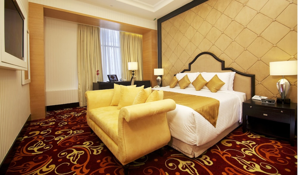 Perdana Suite photo 3