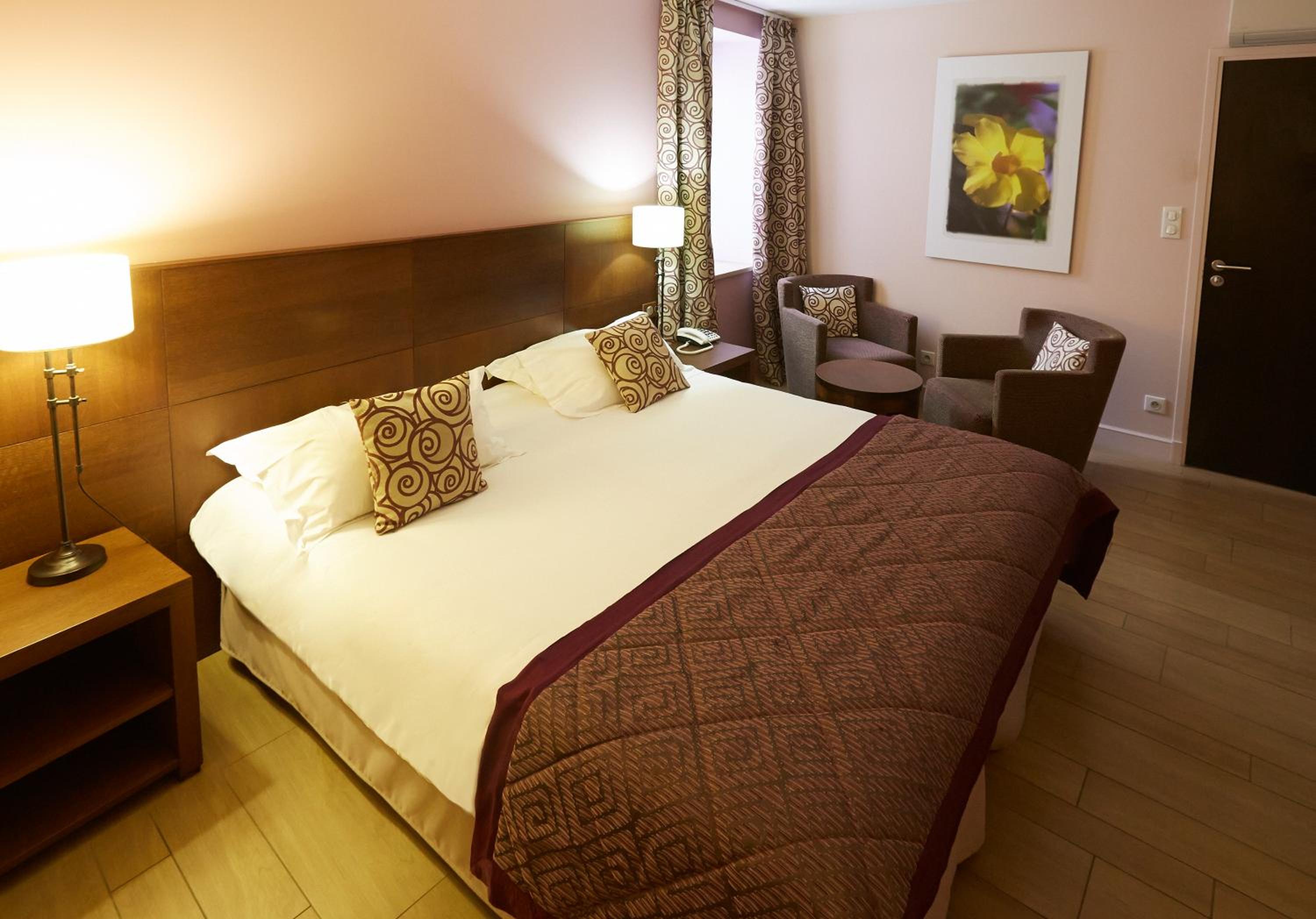 Superior Deluxe Double Or Twin Room