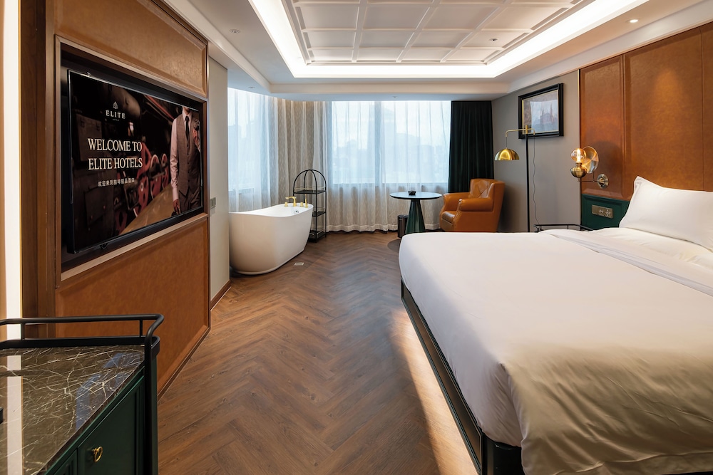 Executive Double Room, City View
