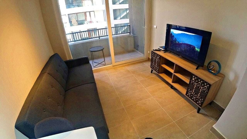 Family Apartment photo 2