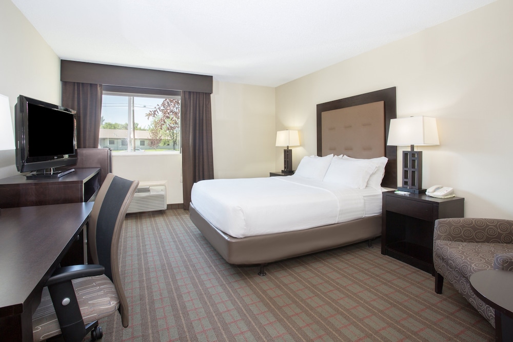 Standard Room, 1 Queen Bed