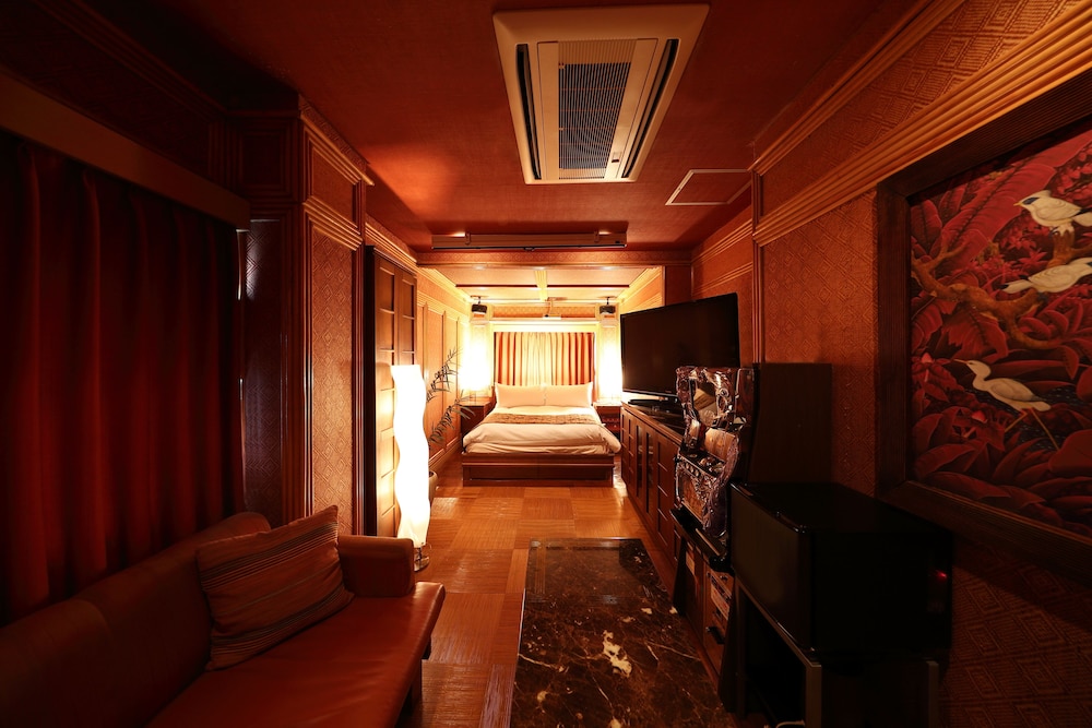Standard Room, 1 King Bed (Couples Hotel) photo 2