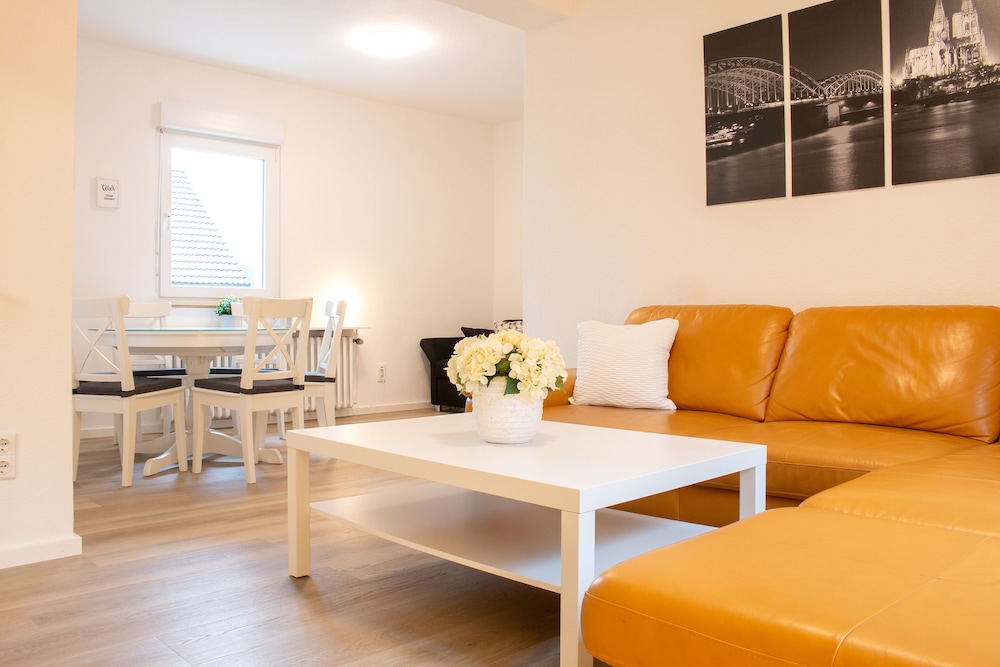 Apartment 4 on the ground floor with garden photo 1