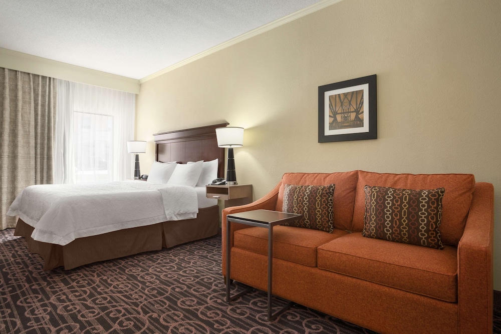 Standard Room, 1 King Bed, Jetted Tub