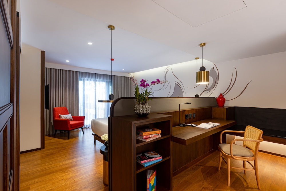 Penthouse - Photo 1